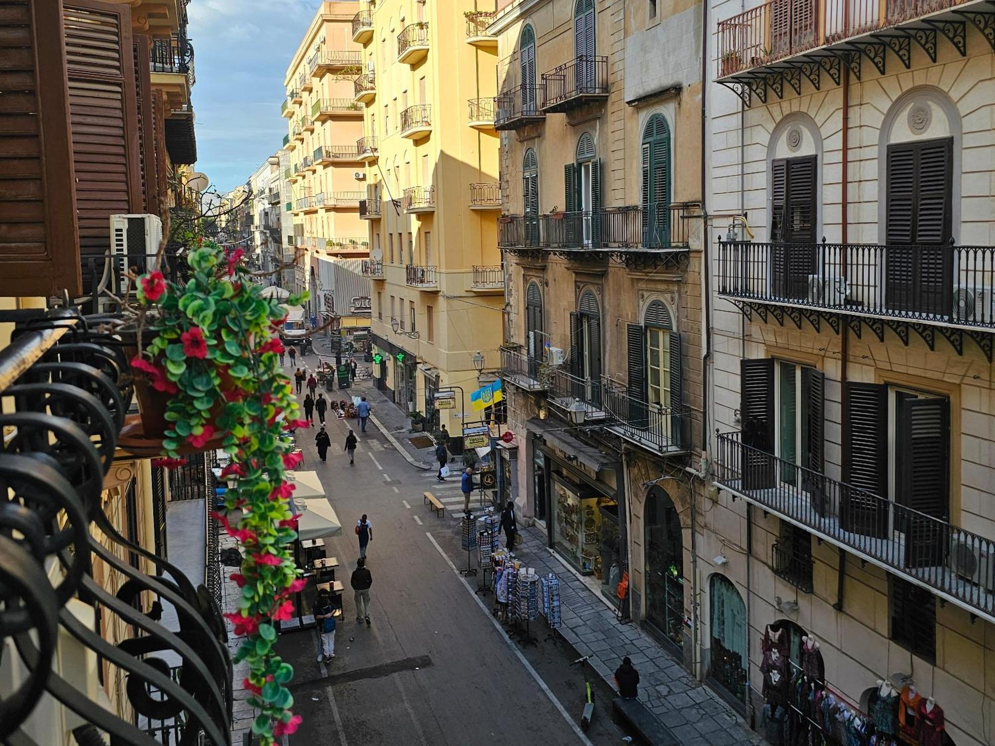 Teatro Del Sole Apartment Palermo Exterior foto
